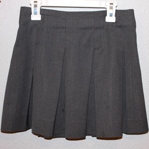 MILLS UNIFORM GREY PLEATED SKIRT